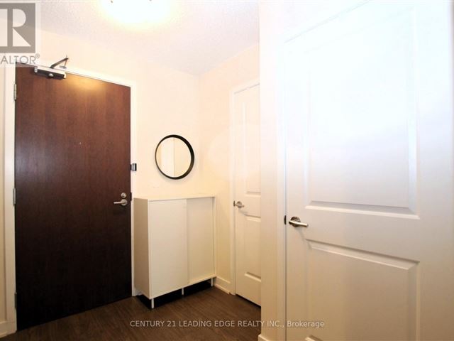 Love Condos - 1314 185 Bonis Avenue - photo 3