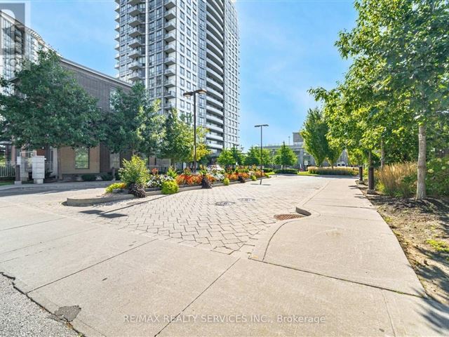 Love Condos - 1508 185 Bonis Avenue - photo 3