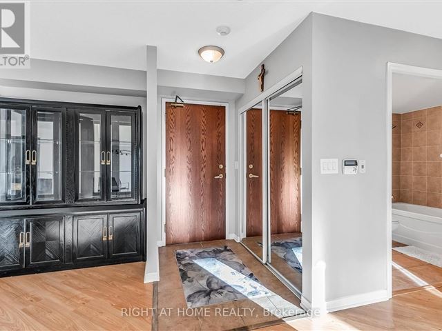 The Royal at Bayview Glen - 320 185 Oneida Crescent - photo 2