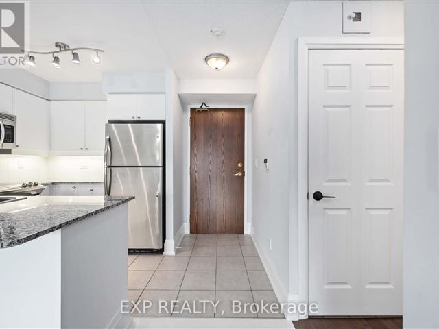 The Royal at Bayview Glen - 915 185 Oneida Crescent - photo 3