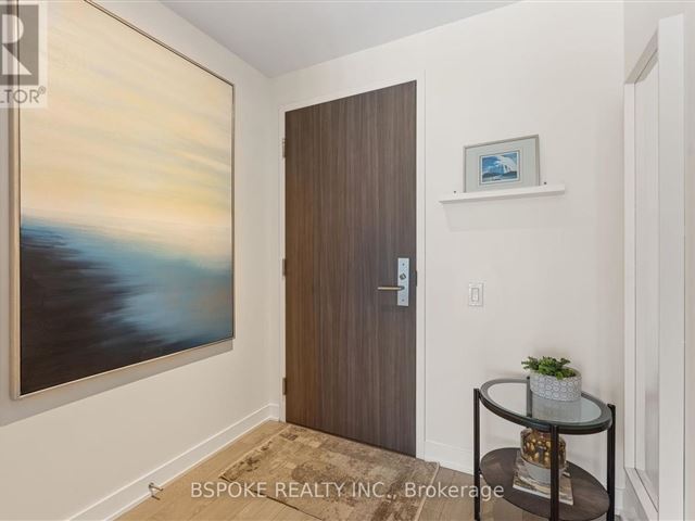 155 Redpath - 2912 185 Roehampton Avenue - photo 3