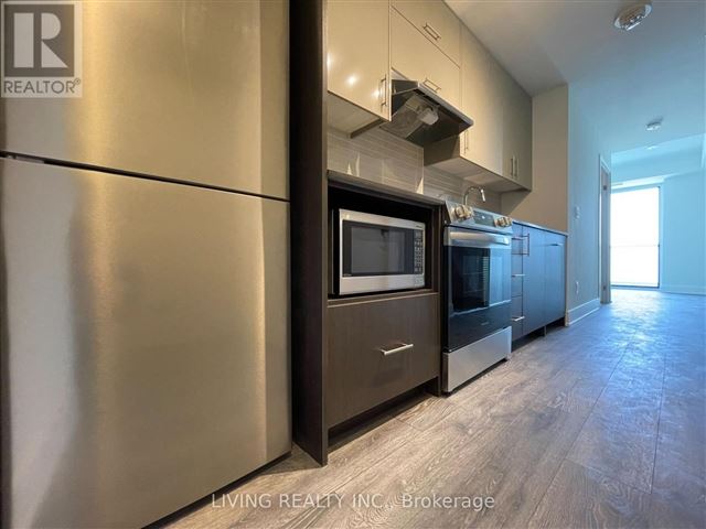 Verdé Condos - 1905 188 Fairview Mall Drive - photo 2