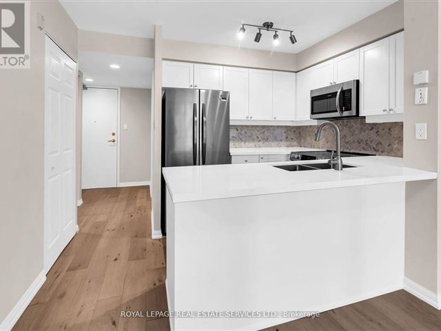 Redpath Residences - 707 188 Redpath Avenue - photo 1