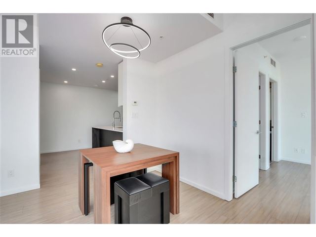 Triomphe - 3906 1888 Gilmore Avenue - photo 3