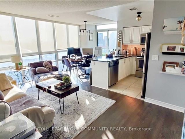 Infinity 3 - ph2 19 Grand Trunk Crescent - photo 2