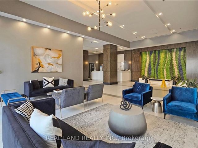 Infinity 3 - 1006 19 Grand Trunk Crescent - photo 3