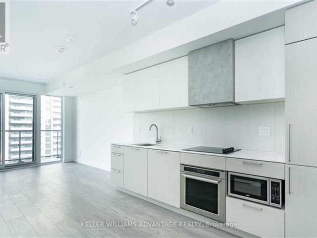 Zen King West  - 2721 19 Western Battery Road - photo 1