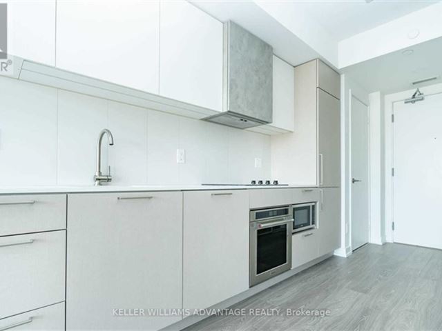 Zen King West  - 2721 19 Western Battery Road - photo 3