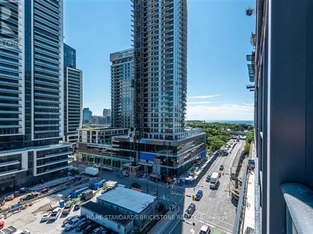 Zen King West  - 1603 19 Western Battery Road - photo 1