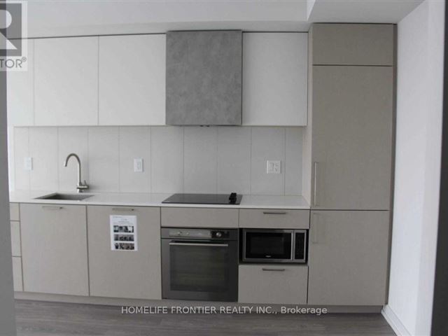 Zen King West  - 3318 19 Western Battery Road - photo 3