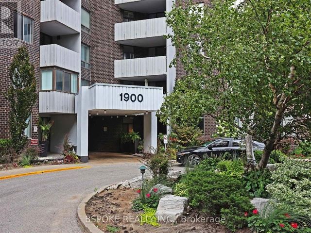 Crossroads II - 1601 1900 Sheppard Avenue East - photo 3