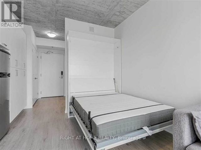 University Studios - 542 1900 Simcoe Street North - photo 2