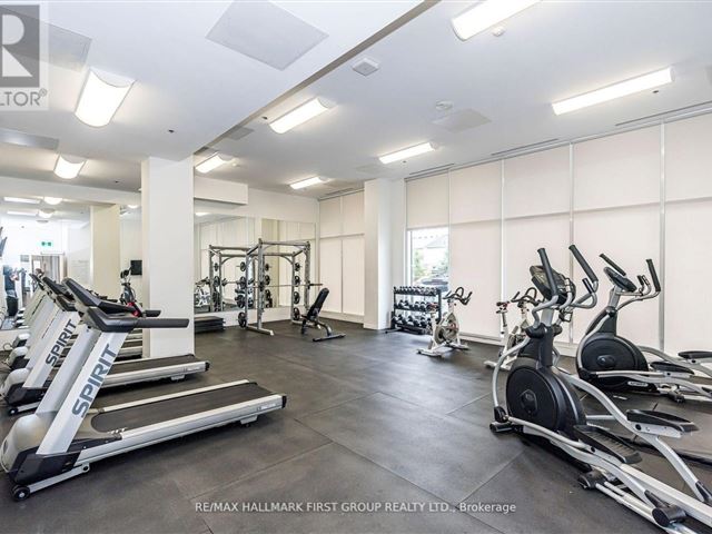 University Studios - 305 1900 Simcoe Street North - photo 1