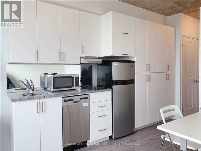 University Studios - 509 1900 Simcoe Street North - photo 3