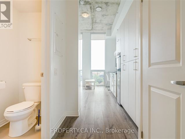 University Studios - 842 1900 Simcoe Street North - photo 3