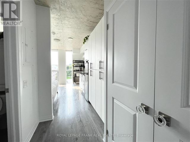 University Studios - 423 1900 Simcoe Street North - photo 2