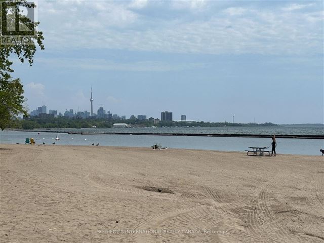 Mirabella Luxury Condos - West Tower - 3110 1926 Lake Shore Boulevard West - photo 3