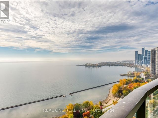 Mirabella Luxury Condos - West Tower - 1809 1926 Lake Shore Boulevard West - photo 2