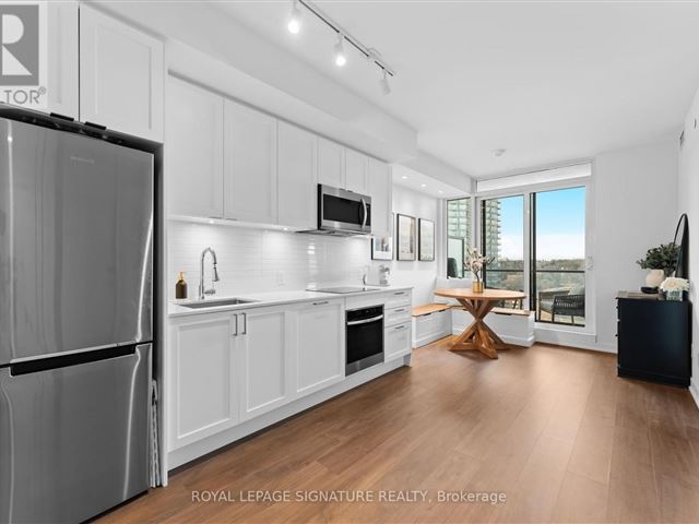 Mirabella Luxury Condos - West Tower - 1601 1926 Lake Shore Boulevard West - photo 3