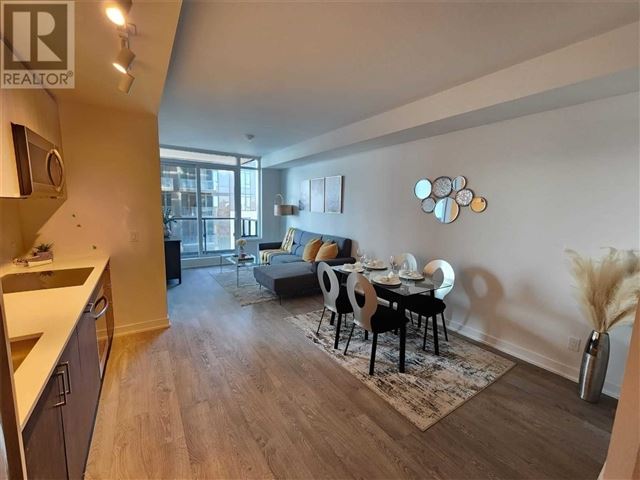 Mirabella Luxury Condos - West Tower - 3311 1926 Lake Shore Boulevard West - photo 3