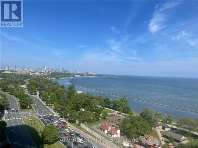 Mirabella Luxury Condos - West Tower - 1810 1926 Lake Shore Boulevard West - photo 3