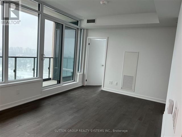 Mirabella Luxury Condos - West Tower - 4002 1926 Lake Shore Boulevard West - photo 3