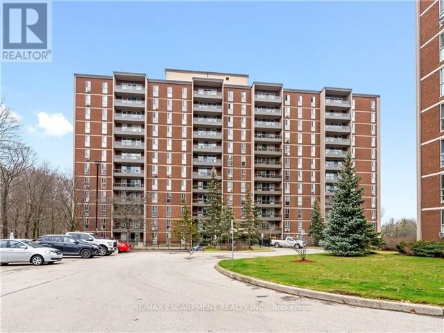 1964 Main Condos - 302 1964 Main Street West - photo 1