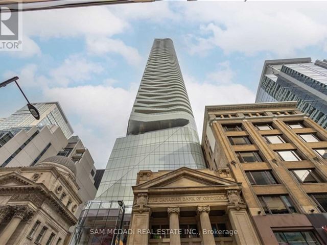 The Massey Tower - 5409 197 Yonge Street - photo 2