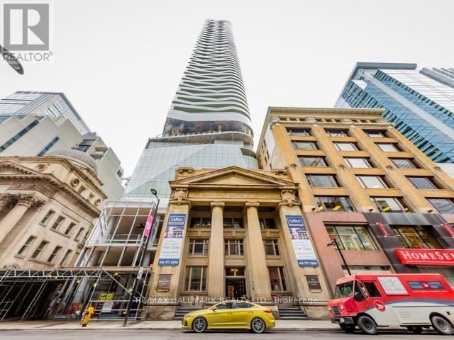 The Massey Tower - 4301 197 Yonge Street - photo 1