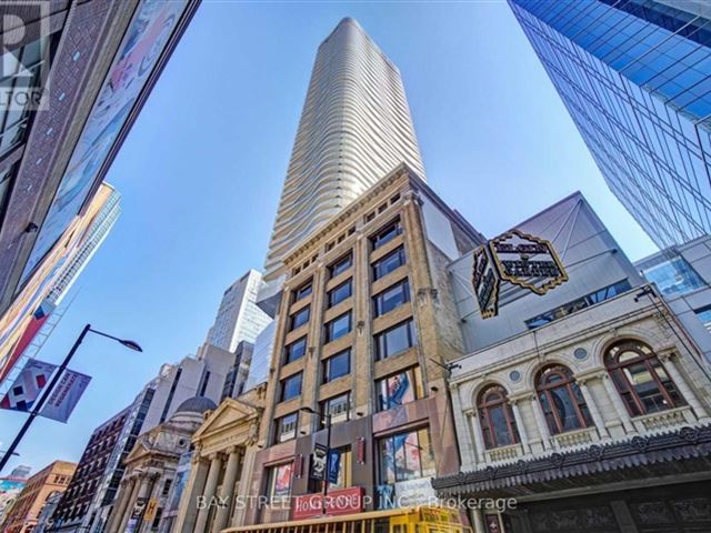 The Massey Tower - parking 197 Yonge Street - photo 2