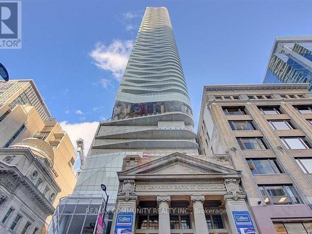 The Massey Tower - 1609 197 Yonge Street - photo 1