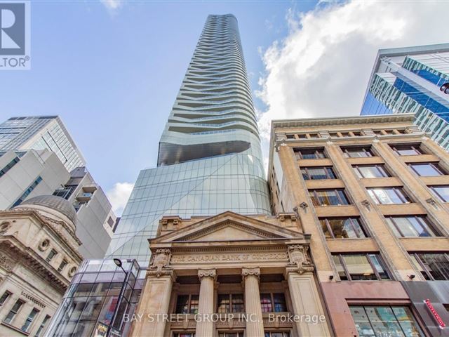 The Massey Tower - 5504 197 Yonge Street - photo 1