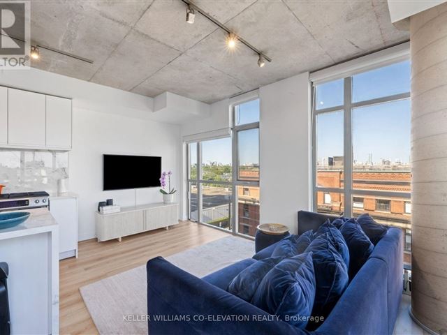 2G - 606 2 Gladstone Avenue - photo 1