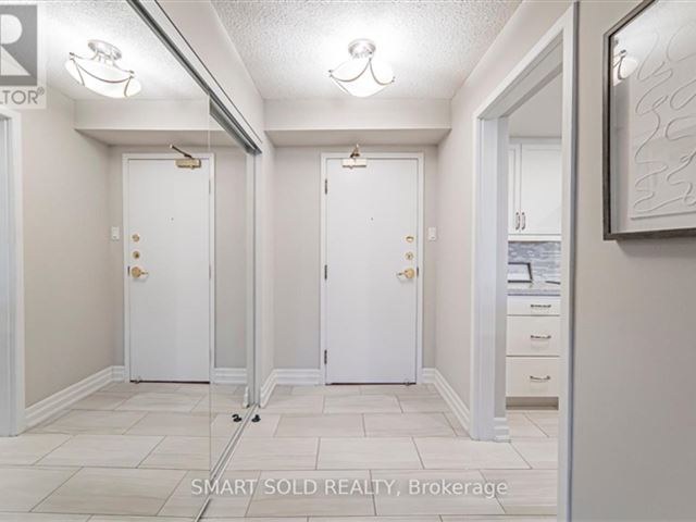 Hampton Green - 411 2 Raymerville Drive - photo 3