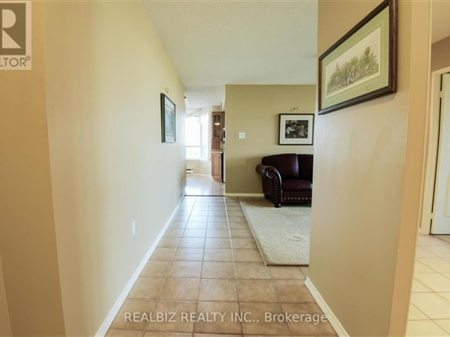 The Crown West - 1610 20 Cherrytree Drive - photo 3