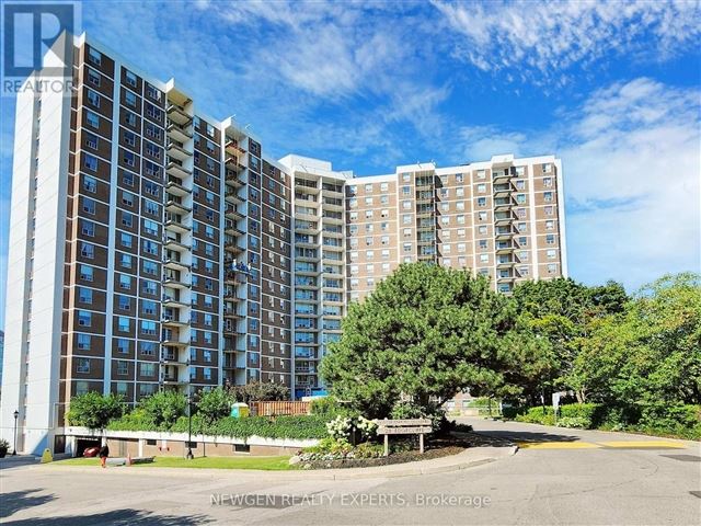 Wynford Condominiums - 1419 20 Edgecliff Golfway - photo 1