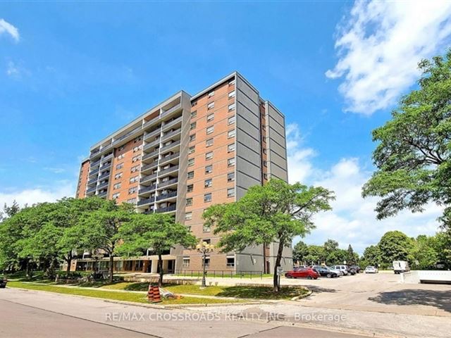 20 Gilder Drive Condos - 802 20 Gilder Drive - photo 2