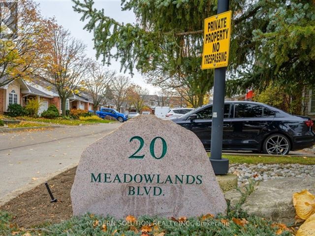 20 Meadowlands Condos - 16 20 Meadowlands Boulevard - photo 1