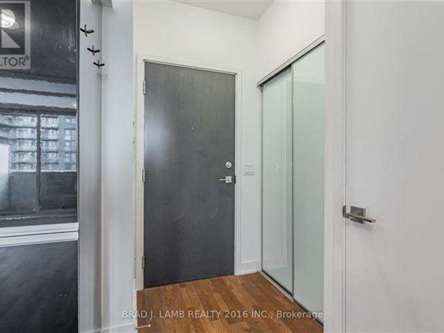 The Carnaby - 317 11 Peel Avenue - photo 2