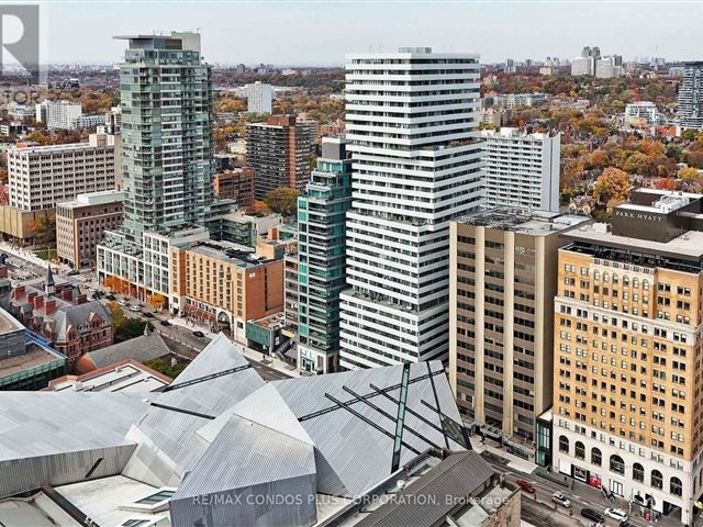 Exhibit Residences - 2105 200 Bloor Street West - photo 1