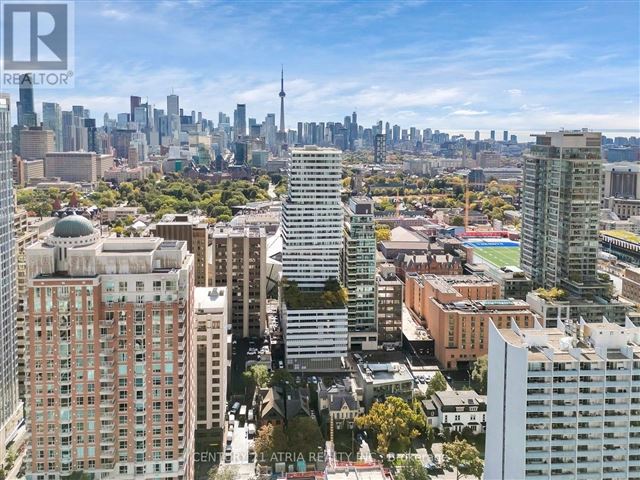 Exhibit Residences - 3002 200 Bloor Street West - photo 2