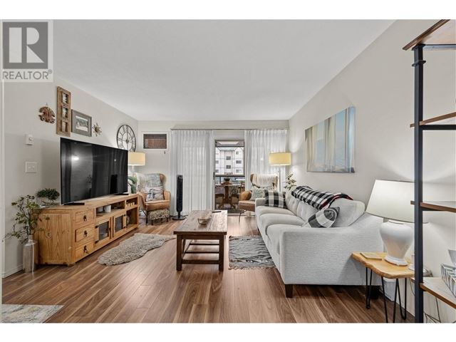 Somerset Gardens - 204 200 Hollywood Road North - photo 1