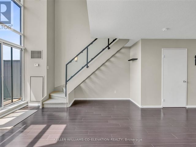 Mystic Pointe - Skylofts 2 - 412 200 Manitoba Street - photo 3