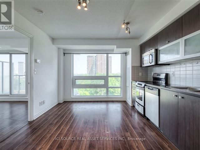 Ultra at Herons Hill - 608 2015 Sheppard Avenue East - photo 1