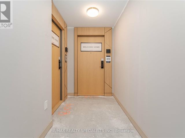 Keystone by Kaneff - 810 202 Burnhamthorpe Road East - photo 3