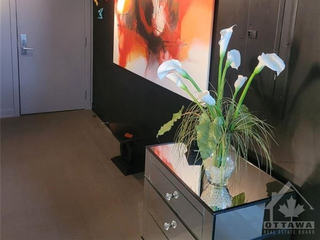 SoBa Condos - 1207 203 Catherine Street - photo 2