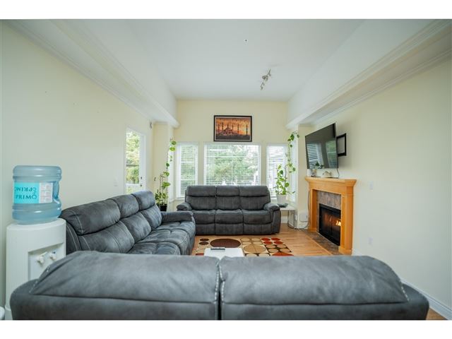 20350 54 AVE - 306 20350 54 Avenue - photo 3