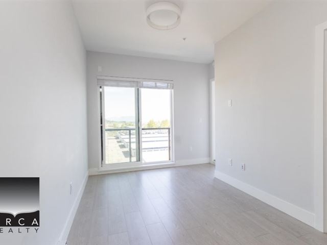 Genesis Condos - 517 20360 Logan Avenue - photo 3