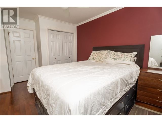 Bryanston Court - 210 2040 Cornwall Avenue - photo 2