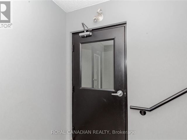 Orchard Uptown Condo - 211 2055 Appleby Line - photo 3